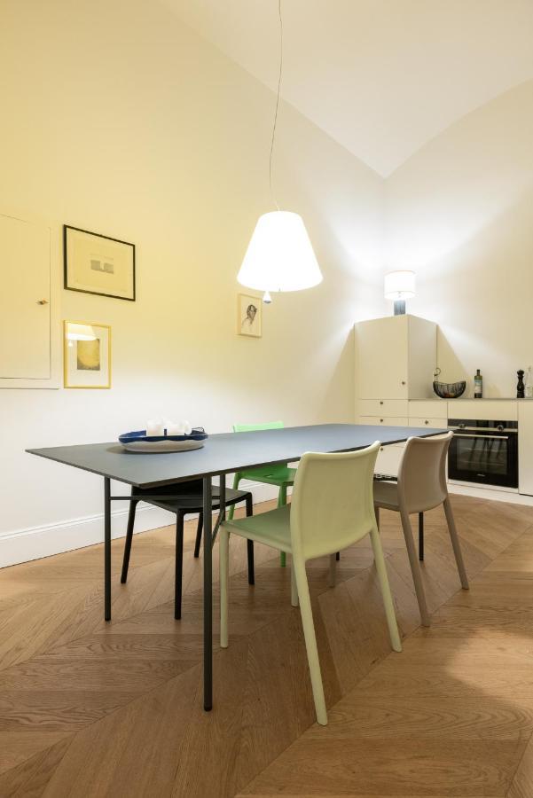 Stunning Apartment In City Center Вена Экстерьер фото