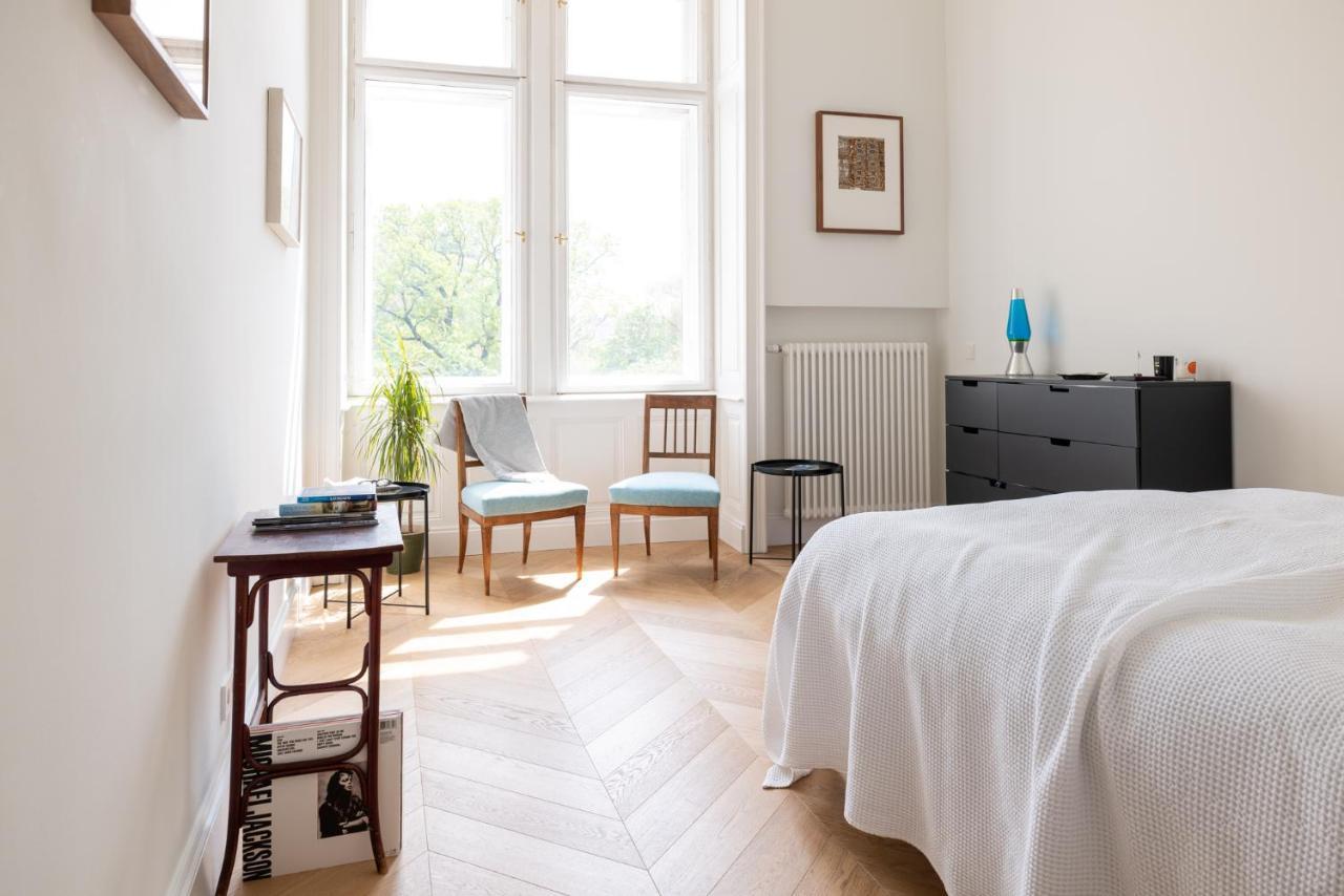 Stunning Apartment In City Center Вена Экстерьер фото