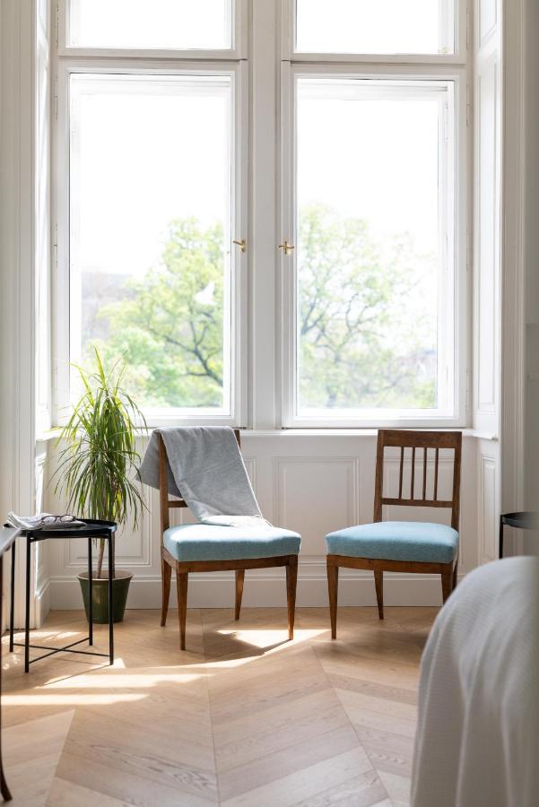 Stunning Apartment In City Center Вена Экстерьер фото